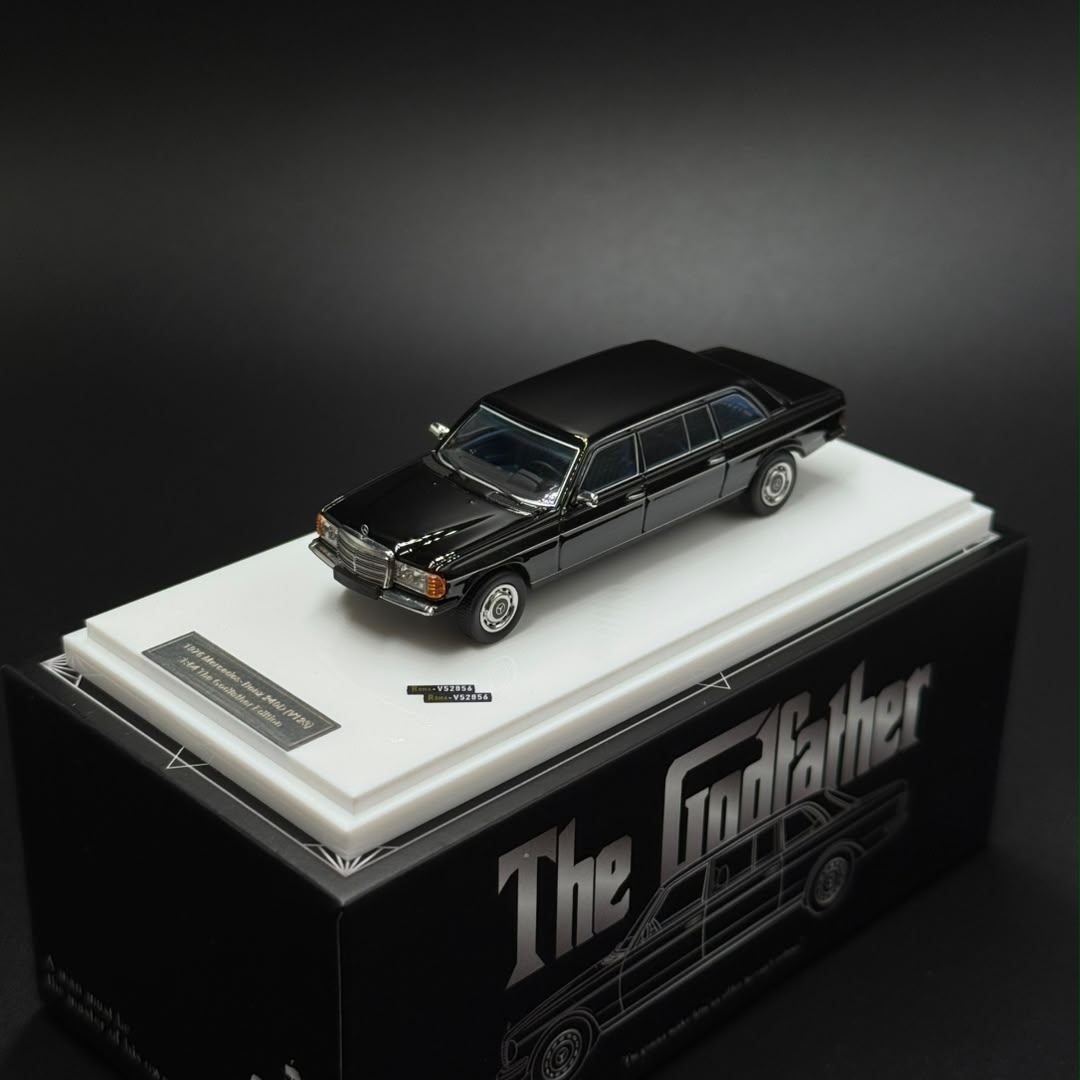 (Pre-Order) Jiyi & GOC Benz W123 Limo 240D - Black 1:64
