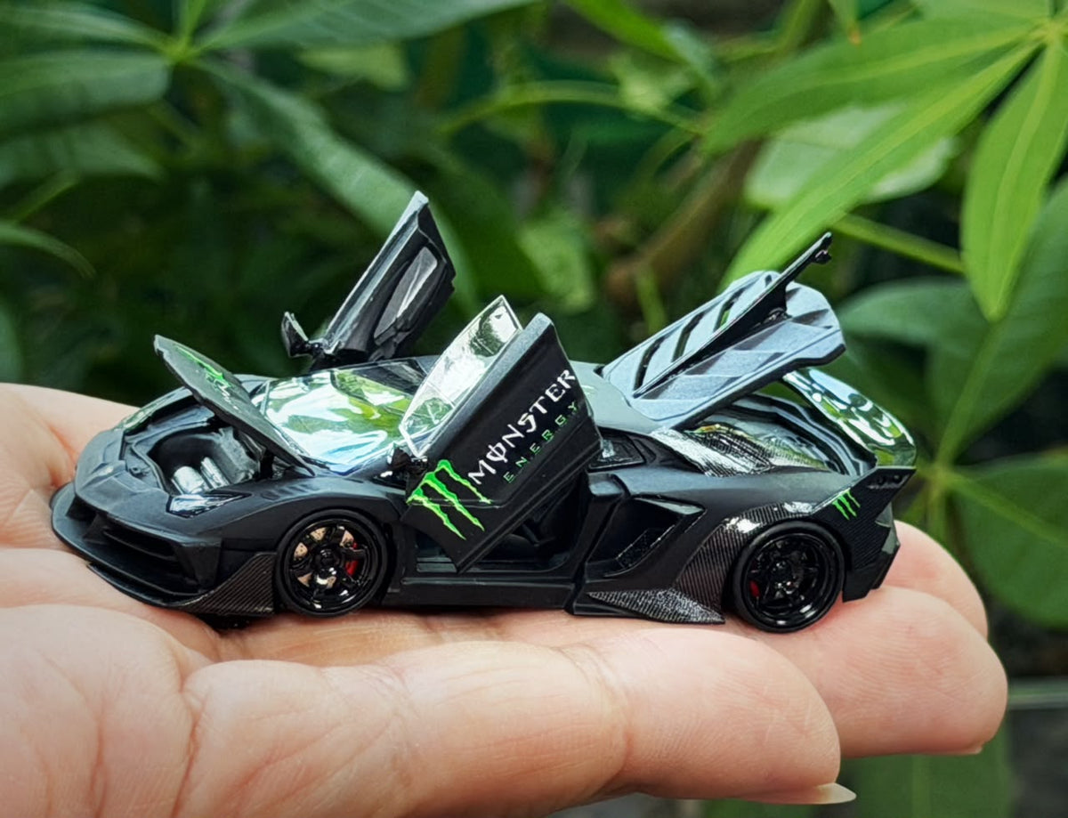 (Pre-Order) PGM LP700 GT EVO Black Monster - Ordinary (Ltd 999) 1:64