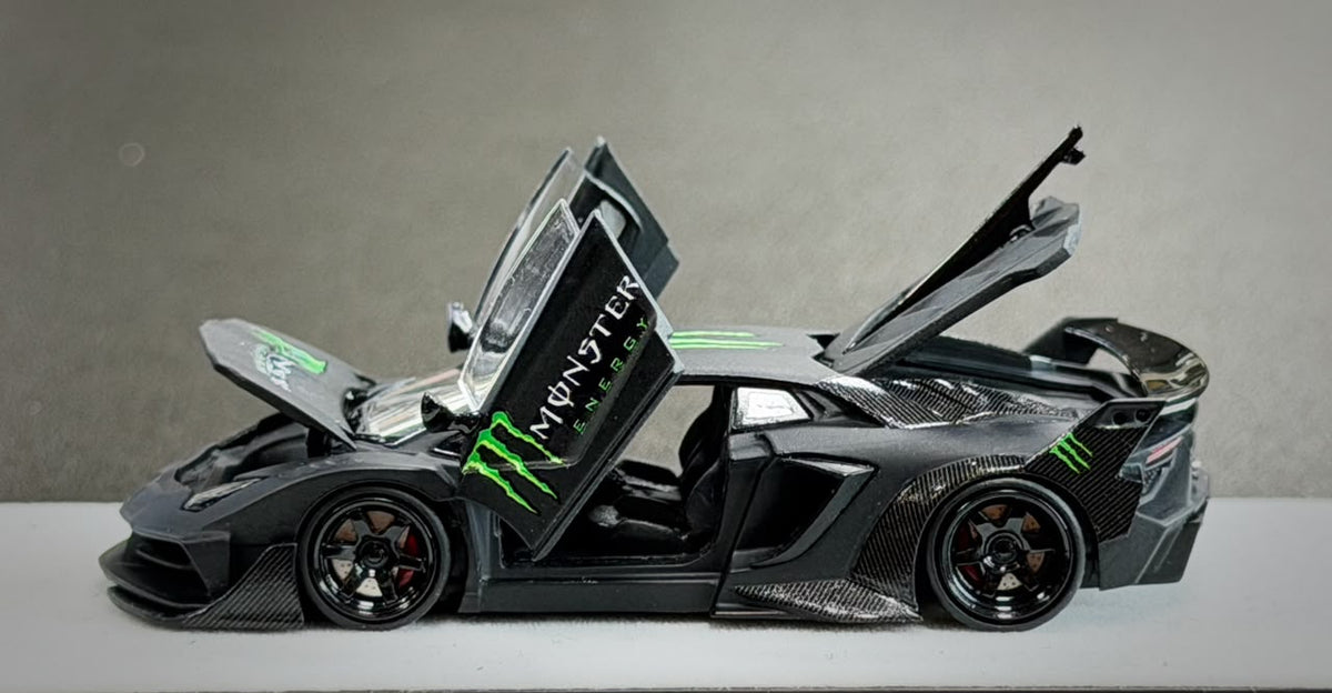 (Pre-Order) PGM LP700 GT EVO Black Monster - Ordinary (Ltd 999) 1:64