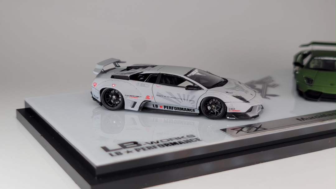(Pre-Order) MiniCraftsman Custom LB Murcielago Resin Model - Combat Grey/Green Dual Vehicle Set (Ltd 149sets) 1:64