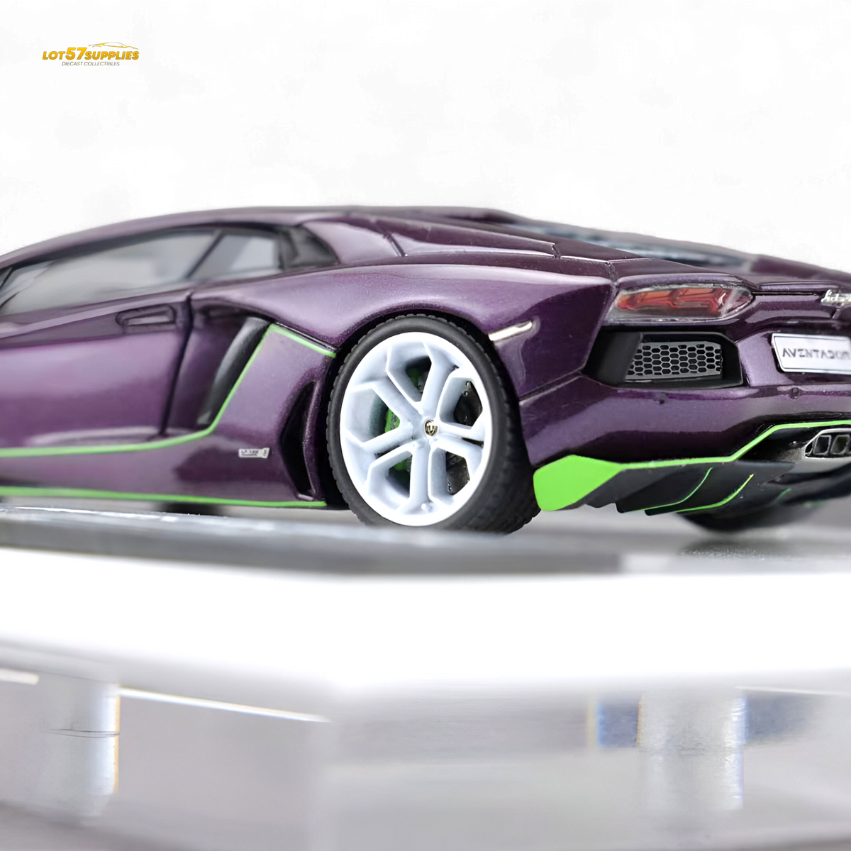 TARDIS Lamborghini LP700 Purple 1:64
