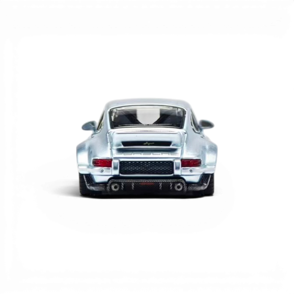 Zincit Model Singer DLS - Ice Blue 1:64